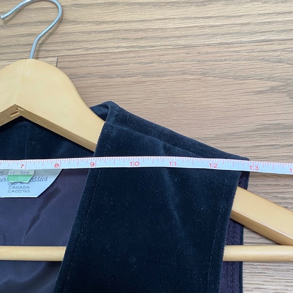 Vintage Canadian Velvet Vest, Surrey Classics, 1980s Black - Picture 9 of 11